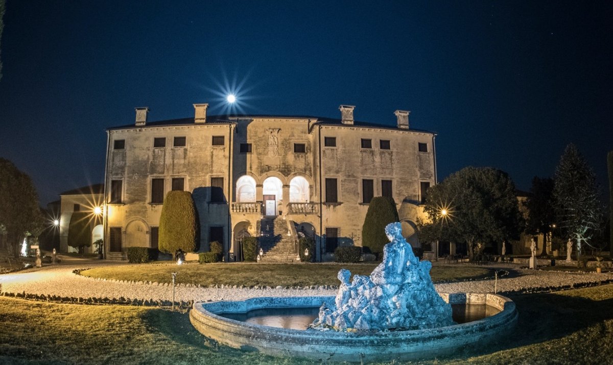 Capodanno 2023 in Villa Godi Malinverni con pernottamento presso lo Sweet Hotel 4* e giro a Marostica