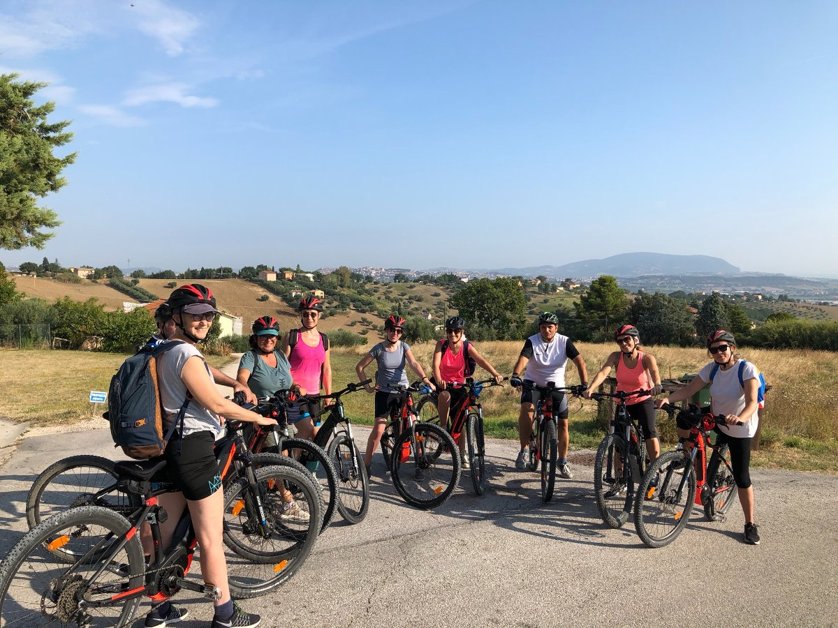 Fine Settimana in E-bike nella Riviera del Conero e “I Colli dell’Infinito”